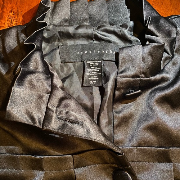 Apostrophe Black Jacket - Picture 3 of 7